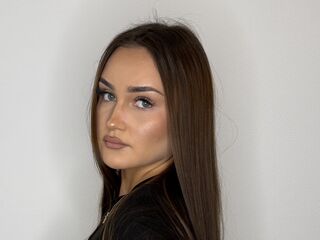 webcamsex MyrnaMackesy