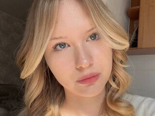 chat room picture NanceyMonteverde