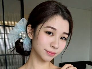 fingering girl chatroom QinWeiwei