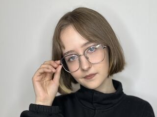 cam girl playing with sextoy ReginiaHolbein