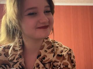 cam girl playing with vibrator RendaKhairallah