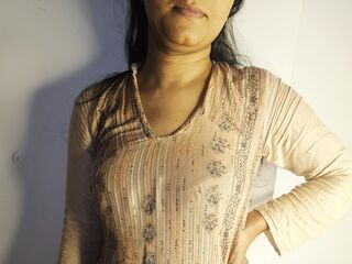 online chat RubbynaKhan