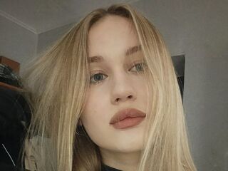 girl topless chat SadieTandon