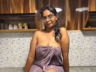 jasmin nude chatroom SanjuSanjana