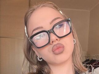 free pussy web cam SaraBaier