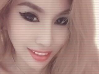 web cam show SavannahAnderson