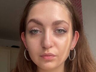 free chat ShaniFland