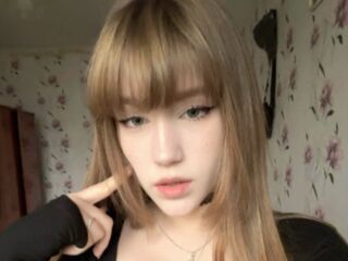 naughty cam girl fingering shaved pussy SharikaGlidden