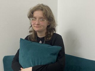 livecam SherylBloom