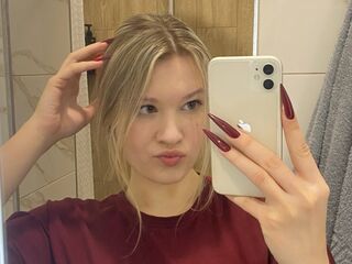 webcamgirl chat SkyeDavi