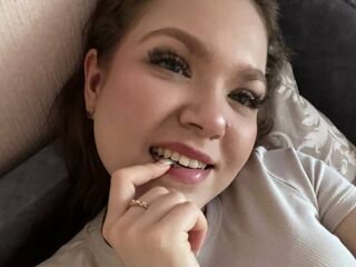 camwhore fingering pussy SophieVale