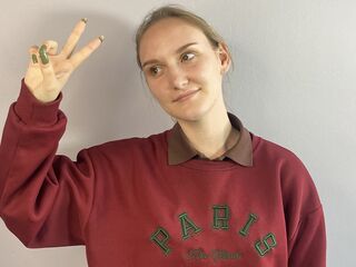 masturbating webcamgirl SummerEllie