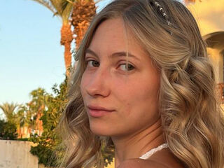 hot cam girl TainaTatge