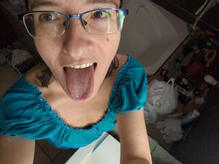 cybersex chat room TaraVon