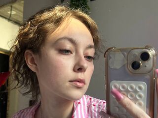 camgirl webcam photo ThuyThorstad