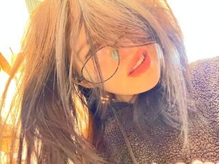 fingering girl cam ToriTrevino