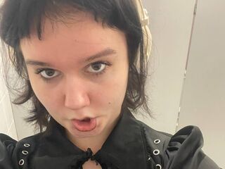 camwhore masturbating with sextoy TracyLilith