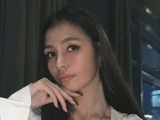 masturbating girl TreasaWurz