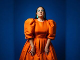 naughty VivianaGrays