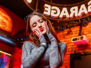 Kinky webcam XeniaUsher