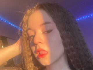 naughty cam girl fingering pussy ZofiaRambousek
