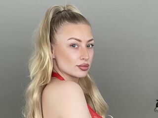 hot cam girl masturbating blondebelle